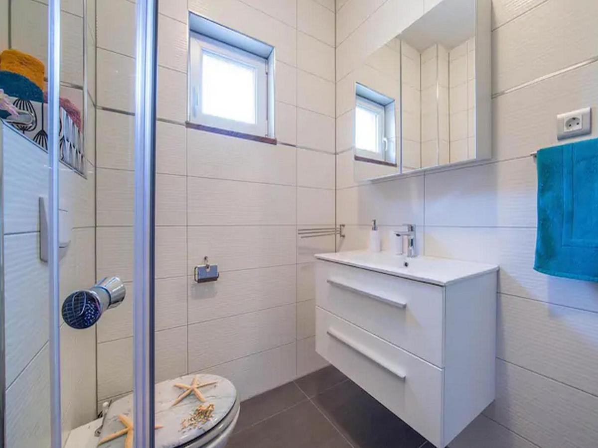 Holiday Home J&D No 2 Podstrana Ngoại thất bức ảnh